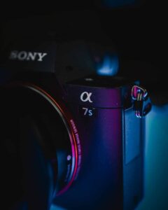 Hvordan vælger man det rigtige kameraudstyr til forskellige typer af fotografering?